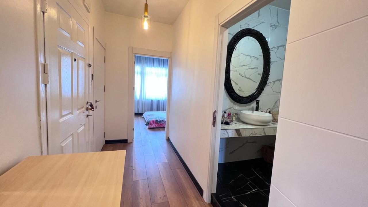New Renovated 3 Bedroom 2 Bathroom Laleli Appartamento Provincia di Istanbul